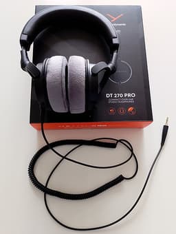 Beyerdynamic DT270 PRO Studio Hörlurar