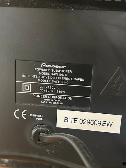 Pioneer VSA-C501S hemmabiosystem med subwoofer S-W110S-K och högtalare S-CR50A