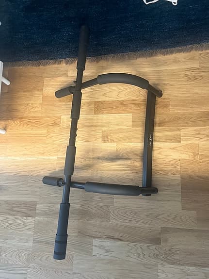 Pull-up bar