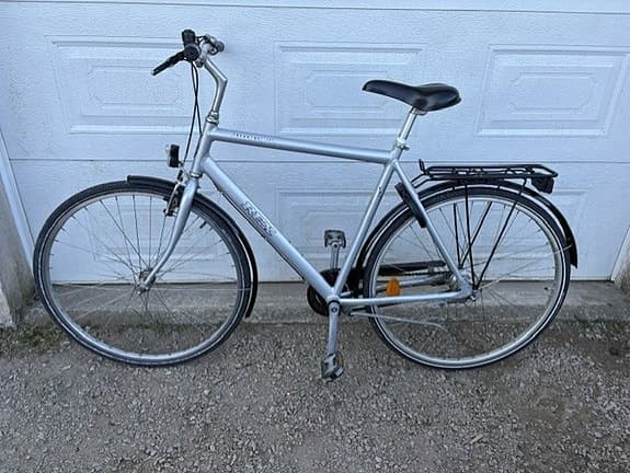 Damcykel Skeppshult elit 28”, 7vxl i fint skick med korg.