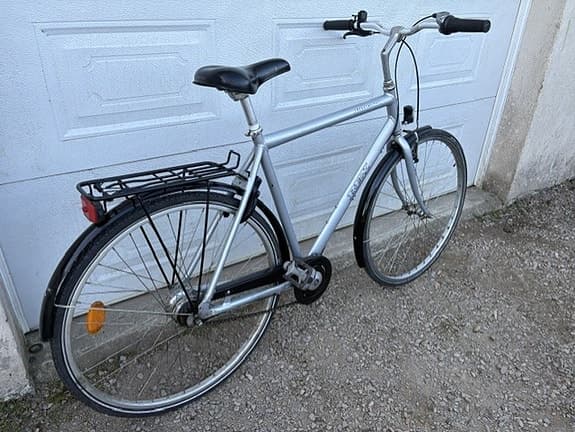 Damcykel Skeppshult elit 28”, 7vxl i fint skick med korg.