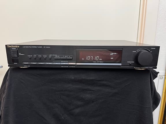 Technics ST-X301L Stereo Tuner