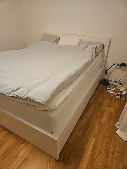 IKEA MALM sängstomme 160x200, hög modell – vit