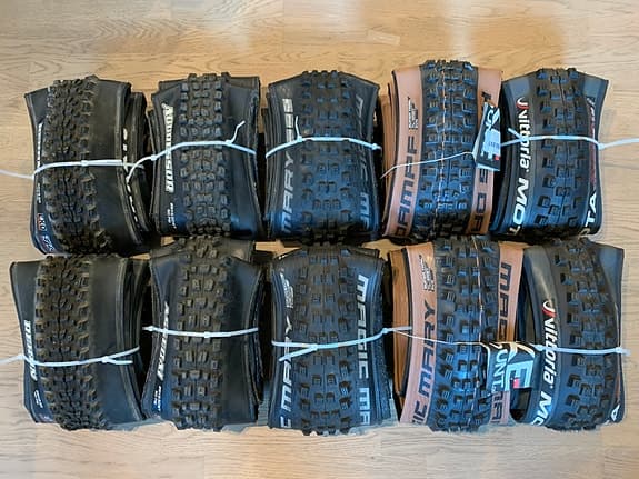 Däck & Hjul - Schwalbe, Maxxis, Vittoria, Spank, CushCore