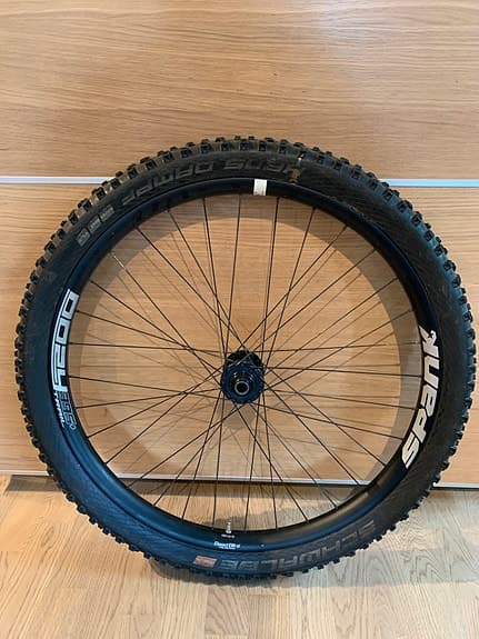 Däck & Hjul - Schwalbe, Maxxis, Vittoria, Spank, CushCore