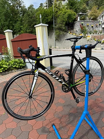 Scott CR1 10 CD20 | Kolfiber | stl. L