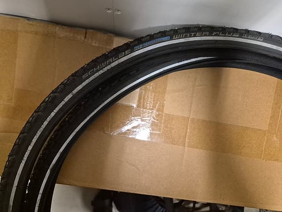 Bicycle winter tires Dubbdäck Schwalbe Marathon Winter Plus SmartGuard