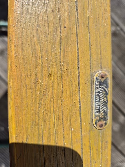 Grythyttan trädgårdsstolar i trä och metall