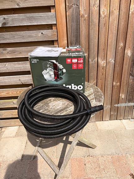 Metabo brunns- eller trädgårdspump med slang