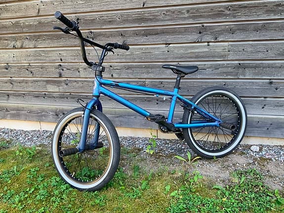 Yosemite Tailwhip - BMX
