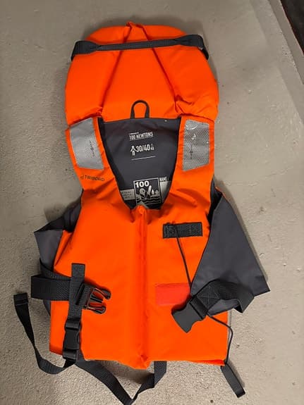 Baltic L100 Easy Jr flytväst 30–40 kg orange