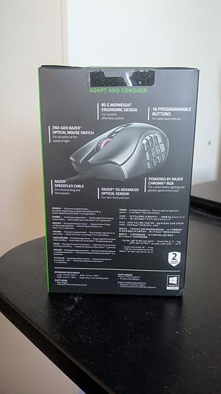 Razer Naga X gamingmus med kabel