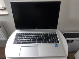 HP EliteBook G8 850 15.6"/i5 11gen. / 16GB/ SSD