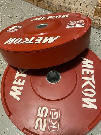 Metkon Olympisk skivstång 15 kg + bumpervikter 5–25 kg
