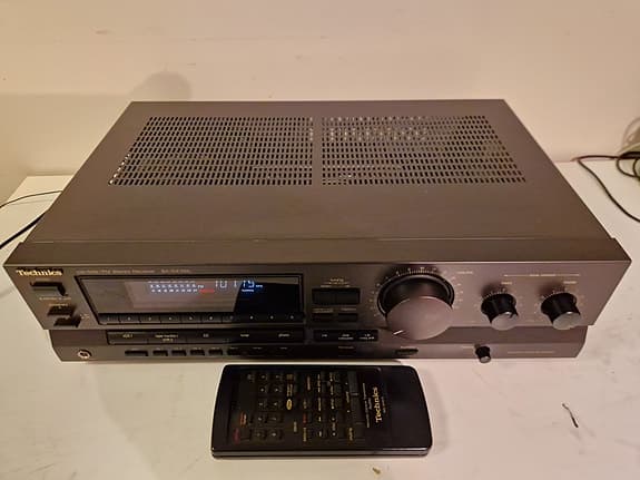Technics SA-GX100L stereo receiver med fjärrkontroll