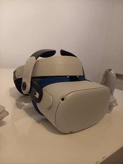 Meta Quest 2 + BOBOVR Elite Strap + Uppgraderad Face Mask