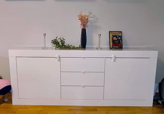 STOR BYRÅ / SKÄNK