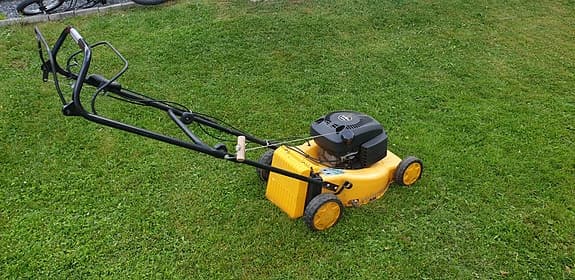 Stiga gräsklippare