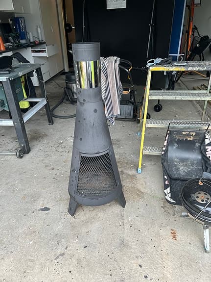 Utebrasa / trädgårdskamin i metall