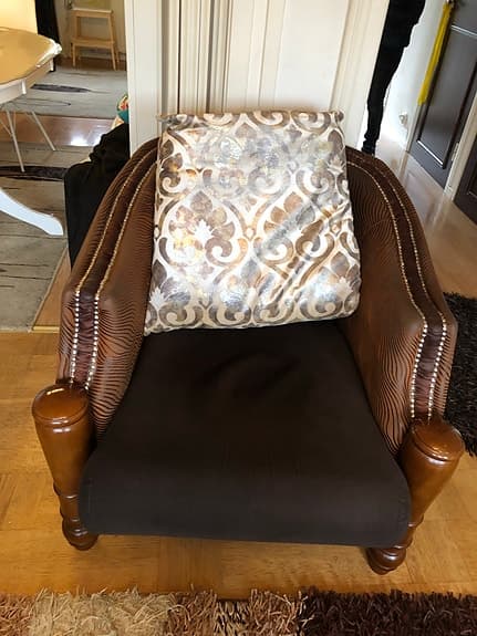 Soffgrupp, tv bord, Taklampa, Golvlampa