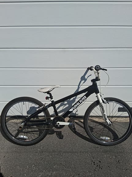 SE Bikes Floval Flyer 24" bra skick