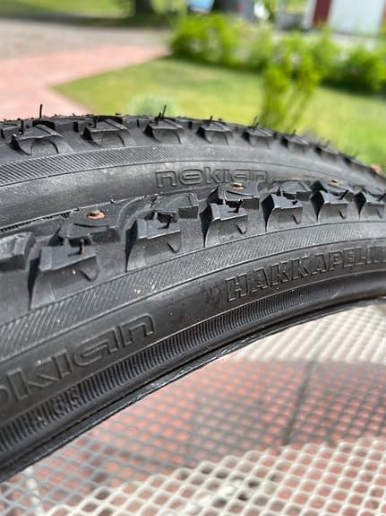 Nokian Hakkapeliitta dubbdäck cykel 28x1.5 (700x38C) svart