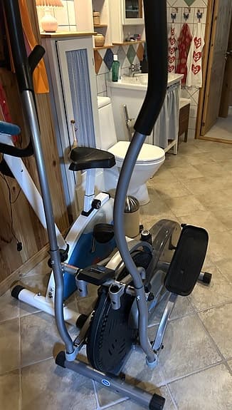 Trojan motionscykel vit/blå