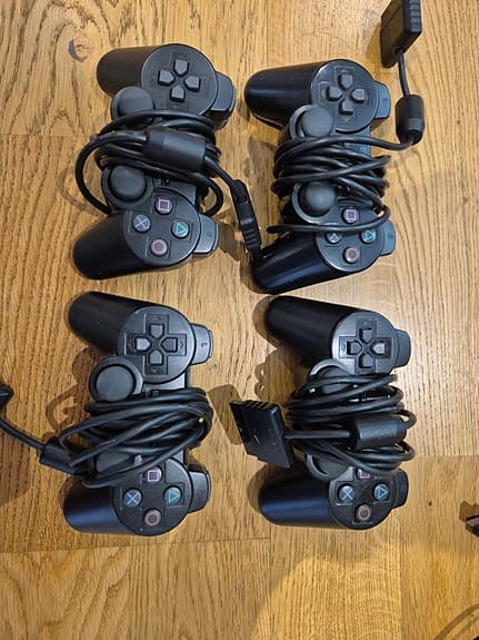 Sony PlayStation 2 Slim