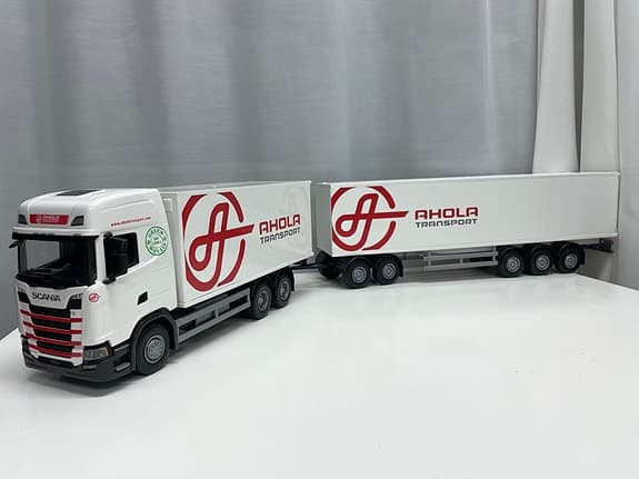 Emek Scania lastbil med släp leksak