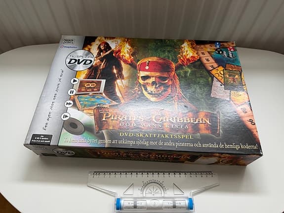 Pirates of the Caribbean Död Mans Kista DVD-Spel Parker Hasbro 2006