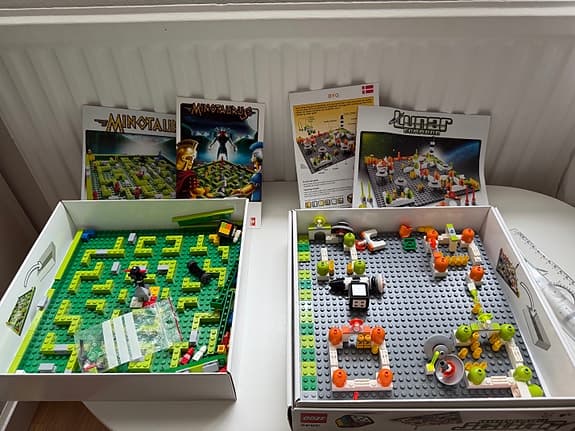 LEGO Games Lot – Minotaurus 3841, Lunar Command 3842 + Bionicle Klocka
