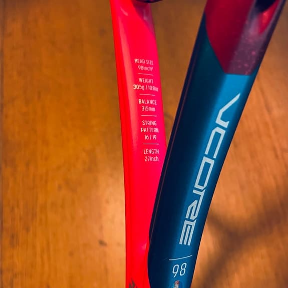 Yonex VCORE 98 tennisracket