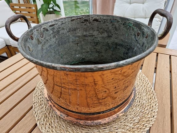 Koppargryta med handtag