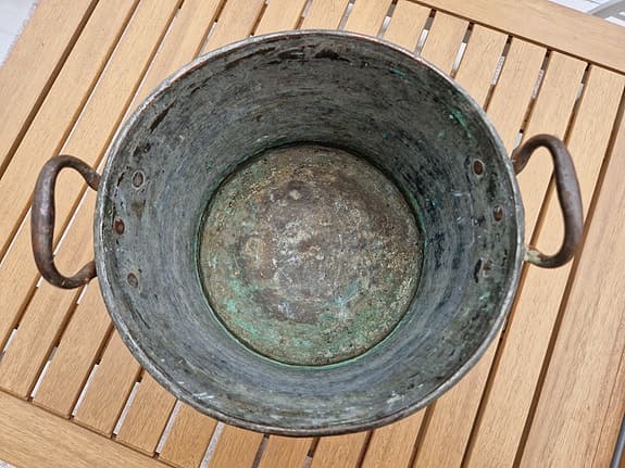 Koppargryta med handtag