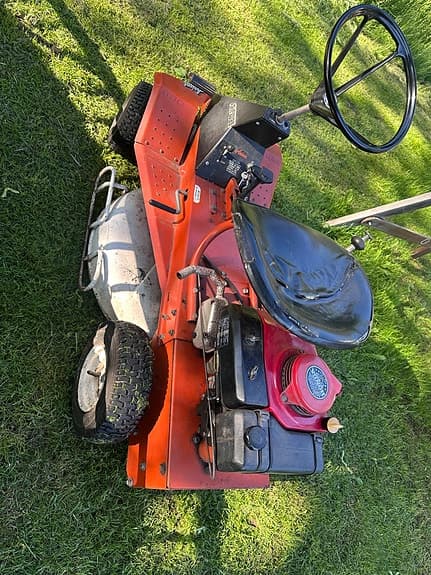 Ariens åkgräsklippare