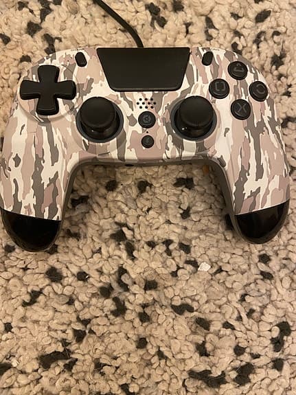 Hori Onyx spelkontroll kamouflage med kabel