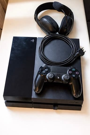 Sony PlayStation 4 spelkonsol