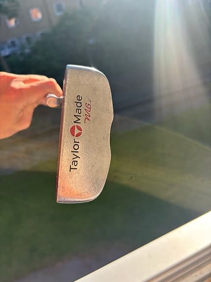 TaylorMade Rosa putter och järnklubbor golfset