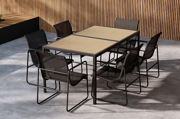 HELT NY Matgrupp Lampedusa (Svart) – Bord 160x90 + 6 stolar (Oöppnad kartong!)