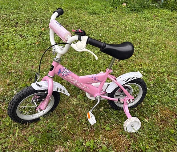Peak 12”  jättefin och tuff rosa/vit barncykel