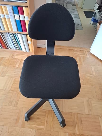 Kontorsstol svart