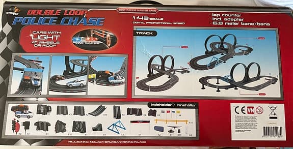 Leksaker- Double Loop Police Chase – rolig racerbana med loopar!