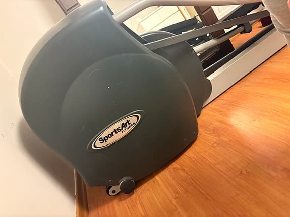 Rejäl crosstrainer SportsArt