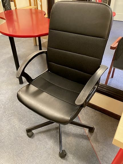 IKEA kontorsstol svart