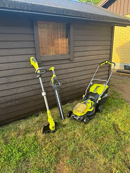 Ryobi gräsklippare, trimmer och häcksax