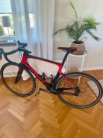 Scott Foil landsvägscykel (L)