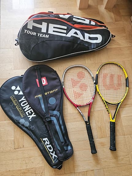 Tennis paket, 2 racket med skydd samt väska
