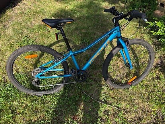 Mountainbike 24 tum i nyskick Shimano växlar o bromsar