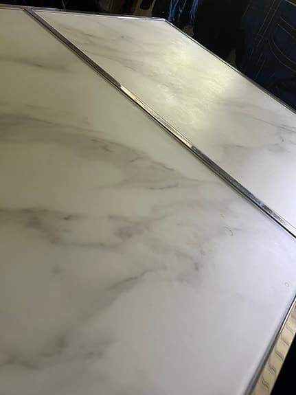Matbord marmor glas