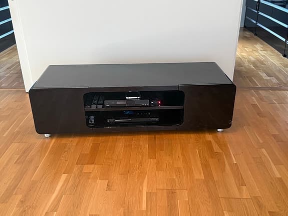 Tv och musikmöbel i svart 89:-